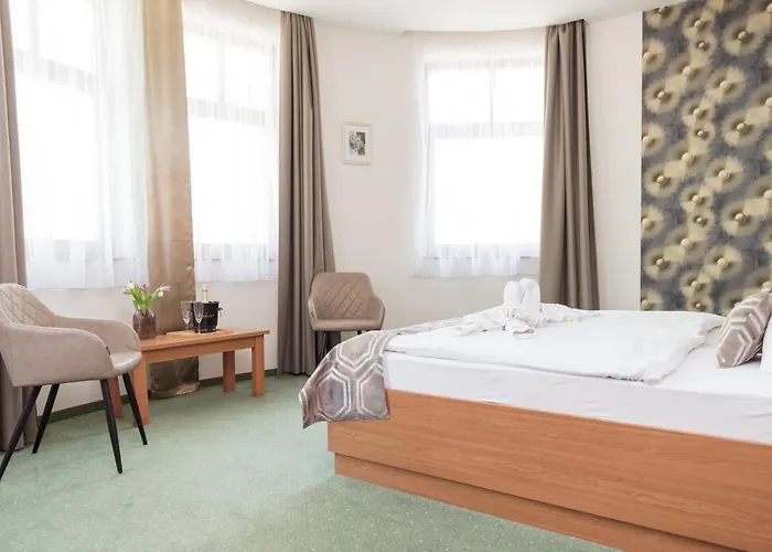 Anna Balatonföldvár