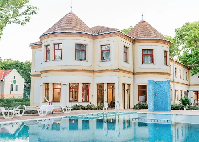 Anna Balatonföldvár