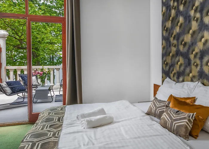 ホテル Anna Balatonföldvár